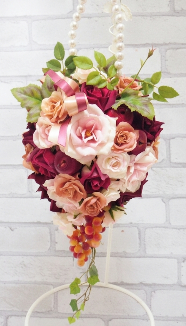 ワイン＆ピンク＆ベージュ&の薔薇、ミニバラの葡萄の形のハンドバッグブーケ
