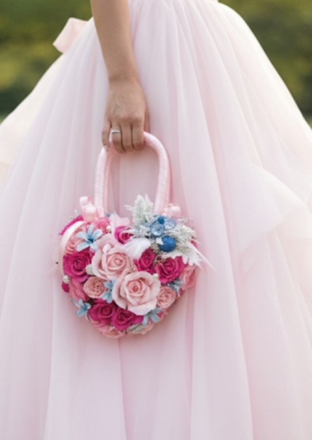 ローズピンクの薔薇＆ホワイトスターのハートのバッグブーケ