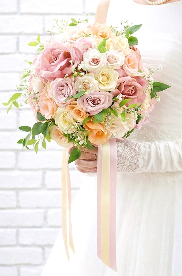 パステルカラーの愛されラウンドブーケ