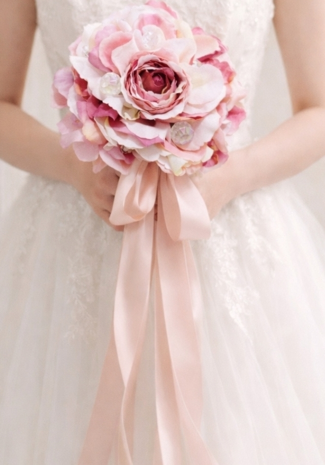 ソフトピンク＆モーブピンクのグラデーション・クリスタルビーズの洗練カラーのグランメリアブーケ