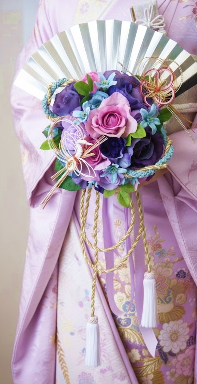 パープルグラデーションの扇の和装ブーケ