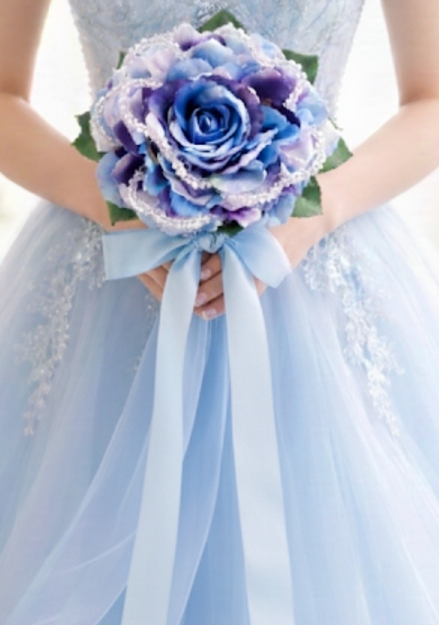 ブルー＆パープルグラデーションカラー＆ビーズの花びらのグランメリアブーケ