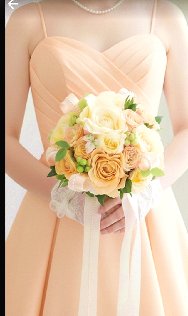 ソフトイエロー＆オレンジの薔薇＆リボン・パール使いのフェミニンなラウンドブーケ