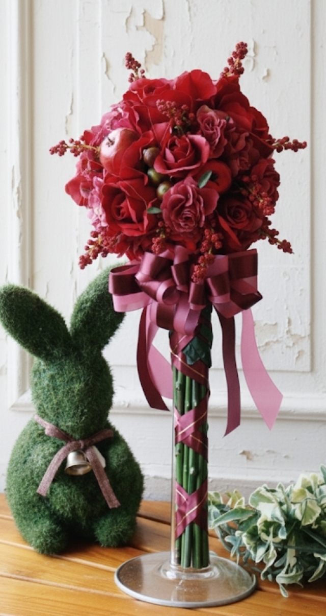 赤薔薇＆実の物のスティックブーケ