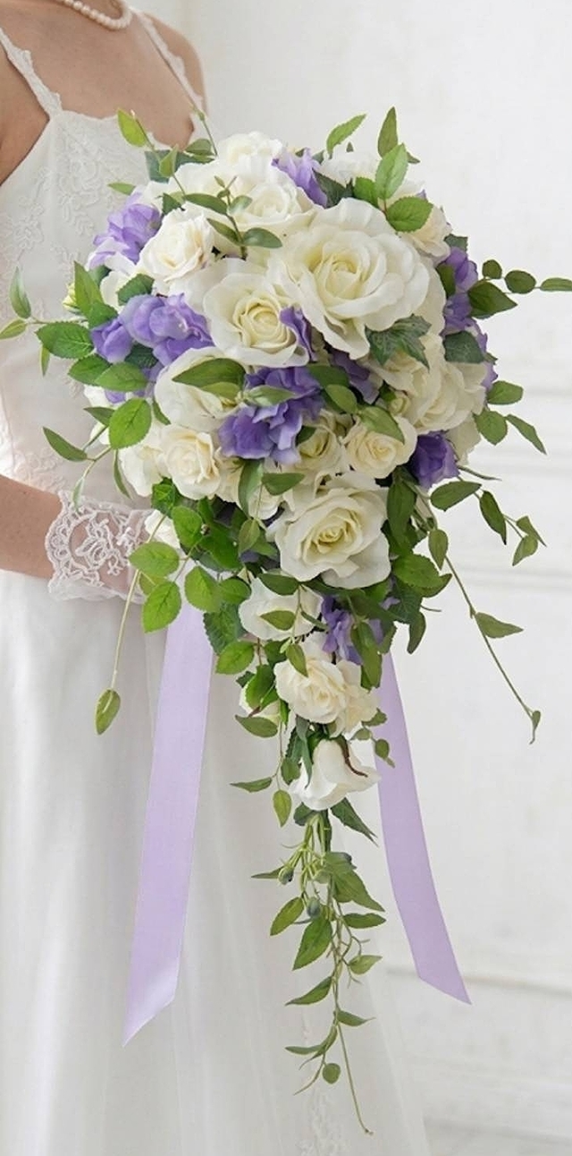 キャスケードブーケ 薔薇 白＆パープル系｜造花ウェディングブーケ（アーティフィシャルフラワー）