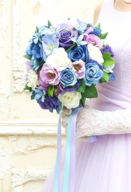 ブルー＆パープルグラデーションの爽やかラウンドブーケ
