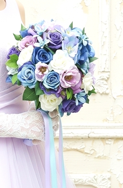 ブルー＆パープルグラデーションの爽やかラウンドブーケ