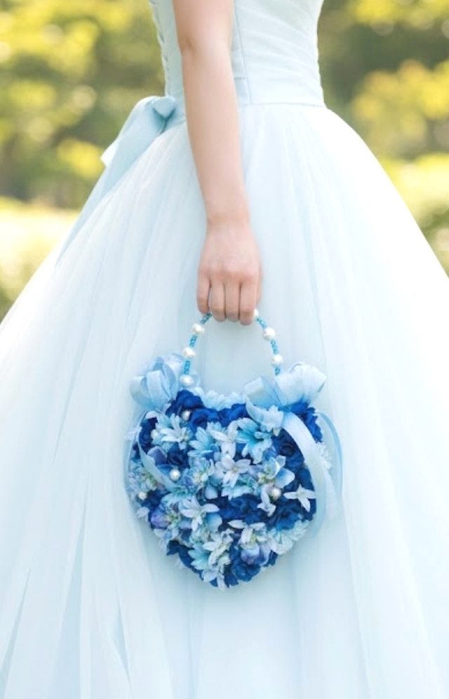 ブルー系グラデーションのハートのバッグブーケ