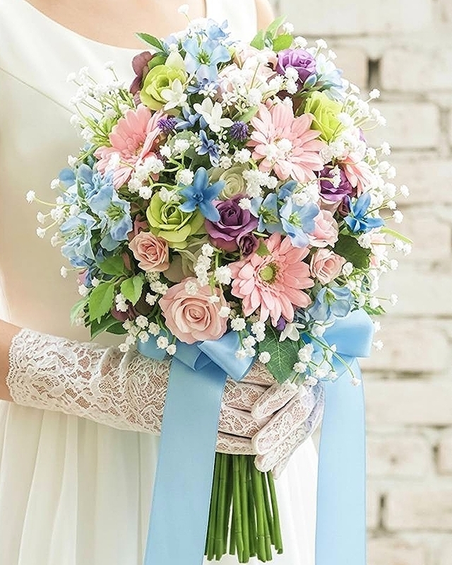 クラッチブーケ ガーベラ＆薔薇 　パステル系｜造花　ウェディングブーケ（アーティフィシャルフラワー）