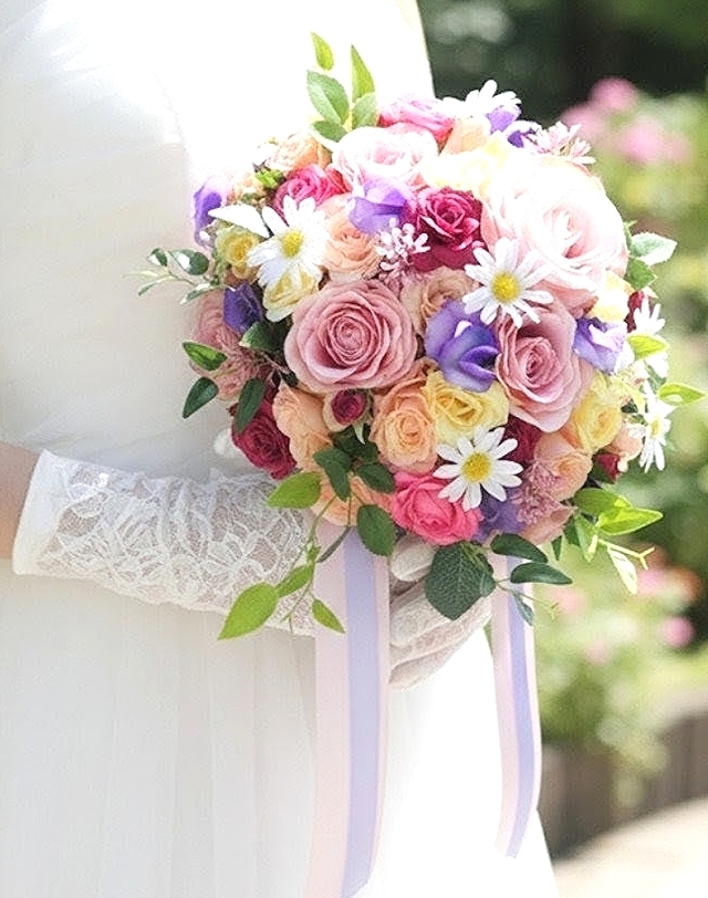 ラウンドブーケ｜バラ×マーガレット｜ピンク×カラフル系｜造花ウェディングブーケ（アーティフィシャルフラワー）