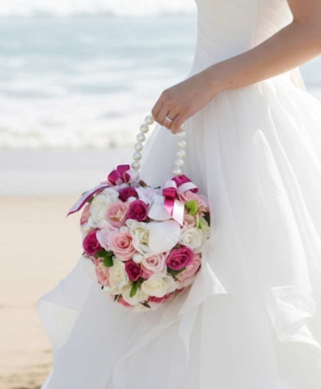 ハートのバッグ型ブーケ　バラ　ピンク×白系｜造花　ウェディングブーケ（アーティフィシャルフラワー）